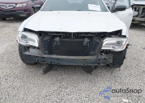 2016 Chrysler 300 300S z USA, uszkodzony, nr VIN 2C3CCAGG2GH183084